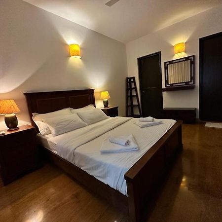 Villa M - Jia 4 Candolim Goa 3Bhk, Pool Facing, Near Beach, Free Breakfast, Free Wifi And Prime Location Aguada Buitenkant foto